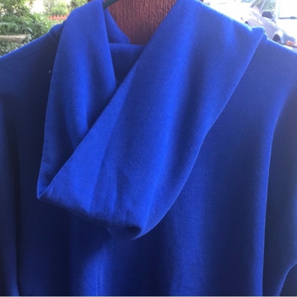 Other - EUC Men’s royal blue hoodie